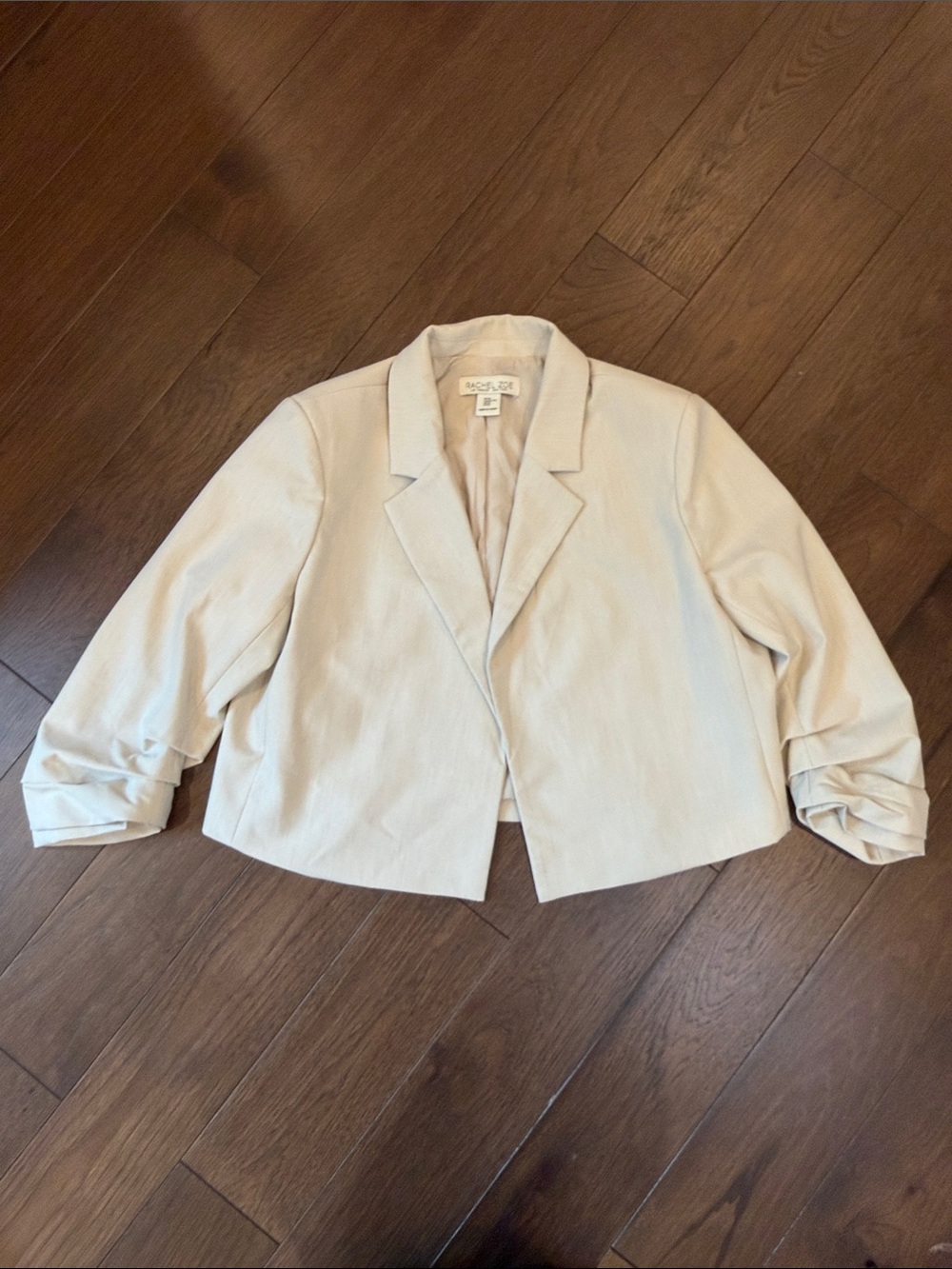 Rachel Zoe Light Cream Cropped Blazer with Ruched Sleeves Size XL - C73-034
